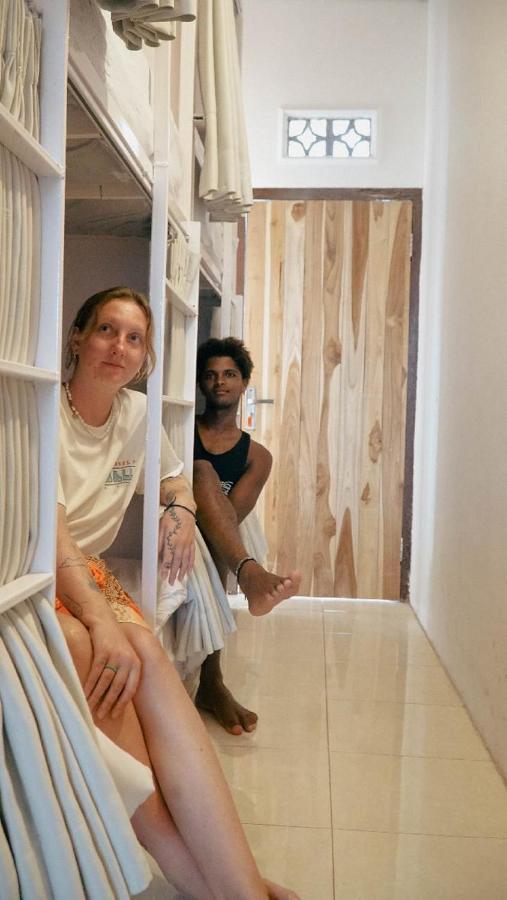 Indonesia Backpacker Hostels Kuta  Kültér fotó