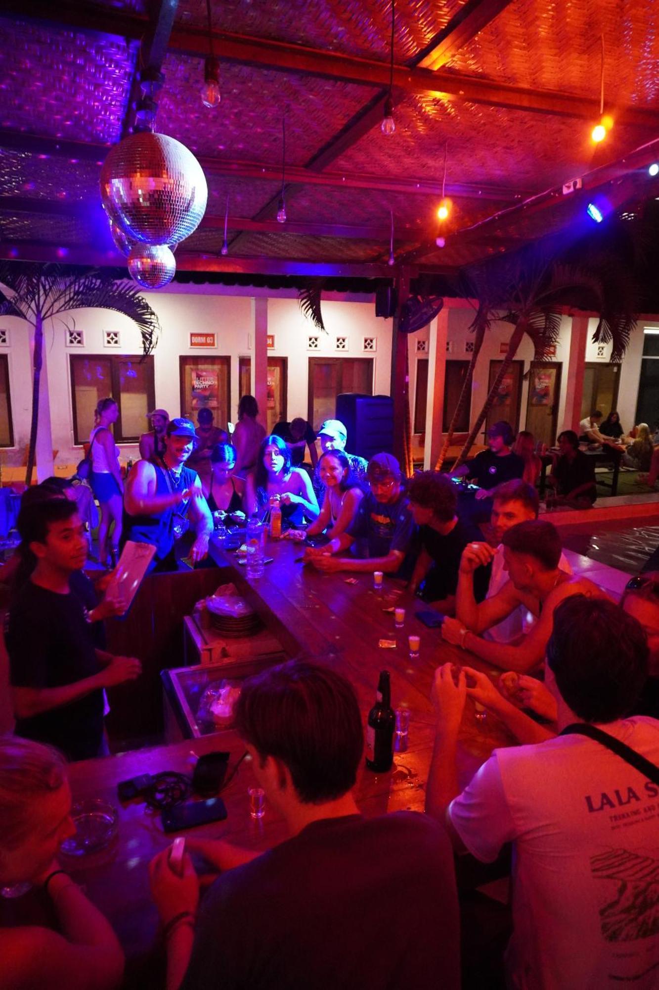 Indonesia Backpacker Hostels Kuta  Kültér fotó